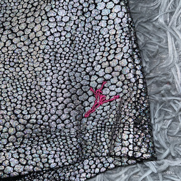 cute girls gymnastics//dance shorts ! 💕🪩 - Picture 2 of 8